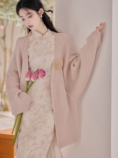 3/4-Sleeve Floral Faux Pearl Midi Qipao / Ribbed Long Frog Button Cardigan
