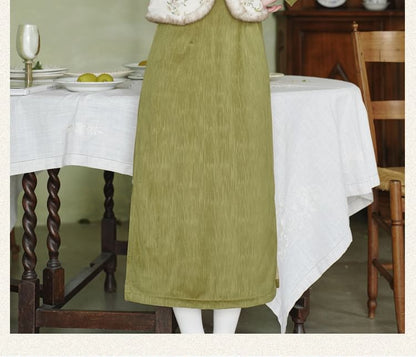 Set: Long-Sleeve Floral Panel Fluffy Trim Midi A-Line Qipao + Frog Button Vest