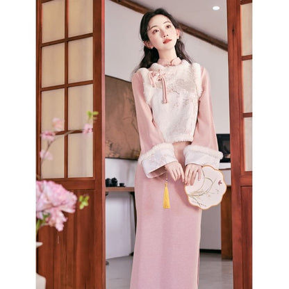 Set: Long-Sleeve Floral Panel Fluffy Trim Slit Midi Qipao + Frog Button Vest