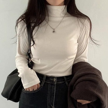 Long-Sleeve Mock Neck Plain T-Shirt