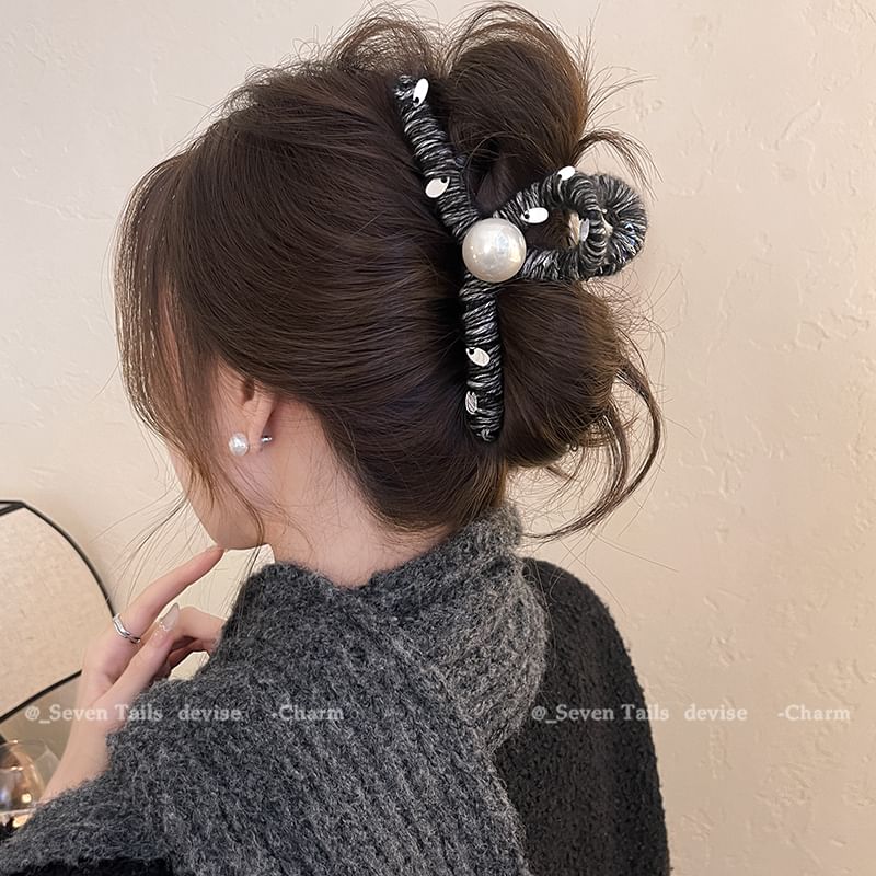 Faux Pearl Hair Claw