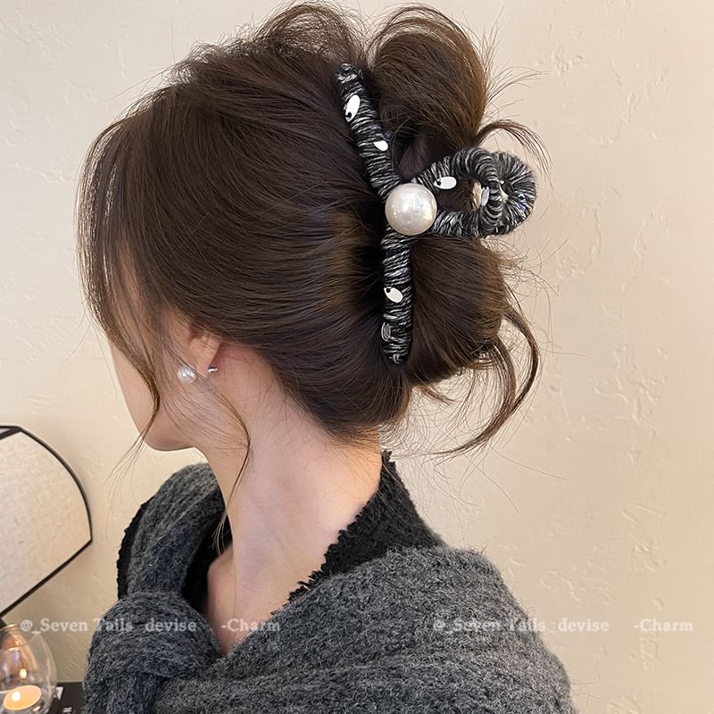 Faux Pearl Hair Claw
