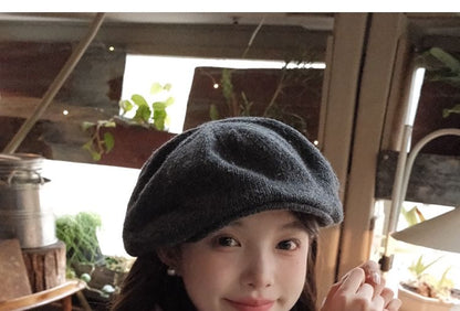Plain Knit Newsboy Cap