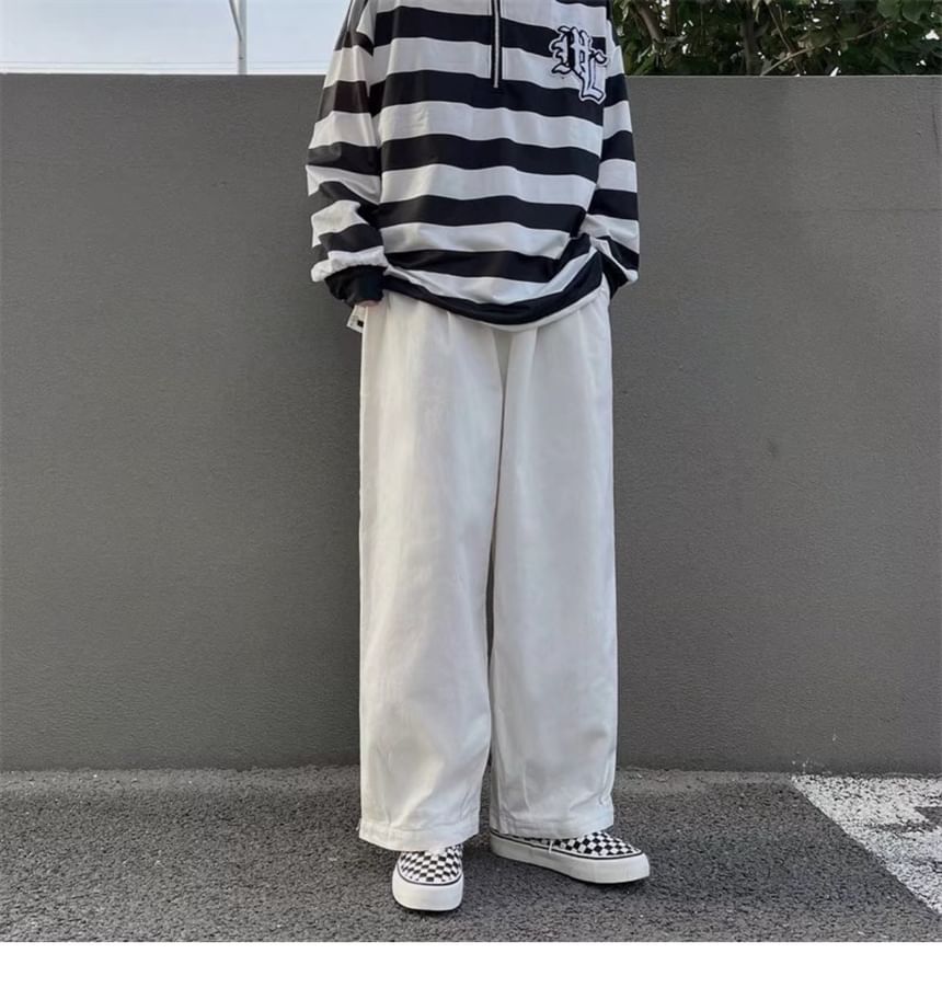 Mid Rise Plain Wide Leg Cargo Pants
