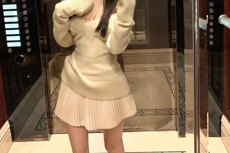 Long Sleeve V-Neck Solid Sweater / Elevated Waist Mini Pleated Skirt / Lace Crop Camisole Top