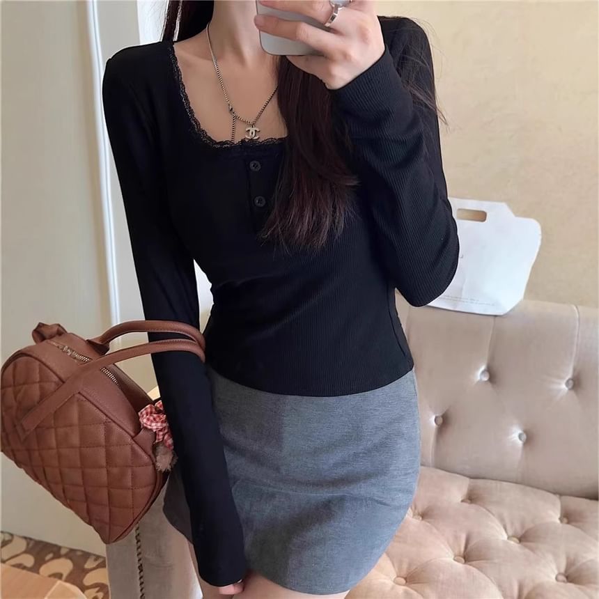 Scoop Neck Lace Trim Fitted Long Sleeve Top