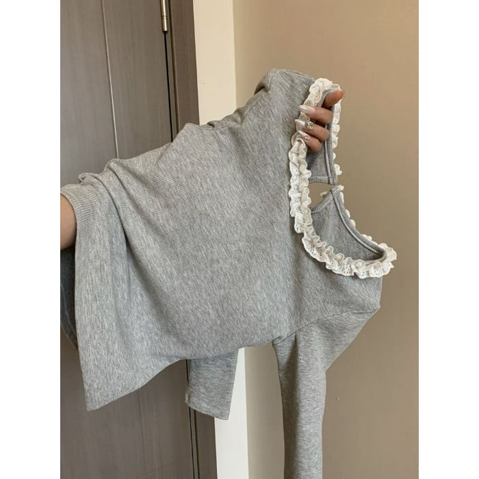Lace Trim Fitted Long Sleeve Top