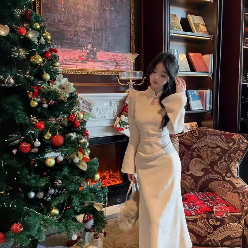 Long Sleeves Mandarin Collar Plain Midi Qipao