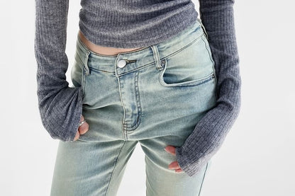 Ribbed V-Neck Knit Top with Lace Trim and Long Sleeves