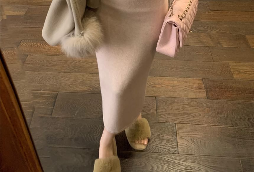 Long Sleeve V-Neck Plain Knit Top / High Rise Plain Bow Maxi Pencil Skirt