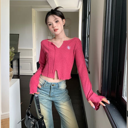 Long-Sleeve V-Neck Embroidered Crop Knit Top