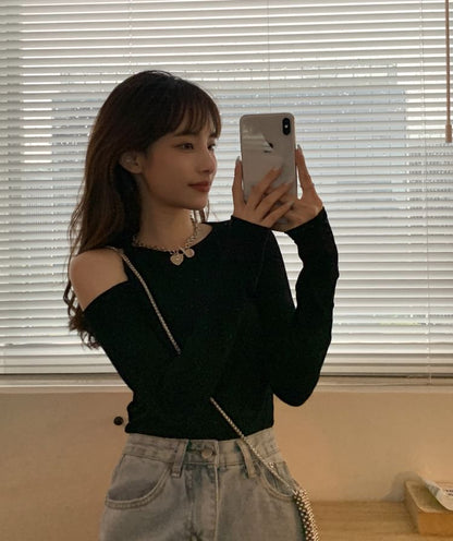 Long-Sleeve Cold Shoulder Plain Crop Top