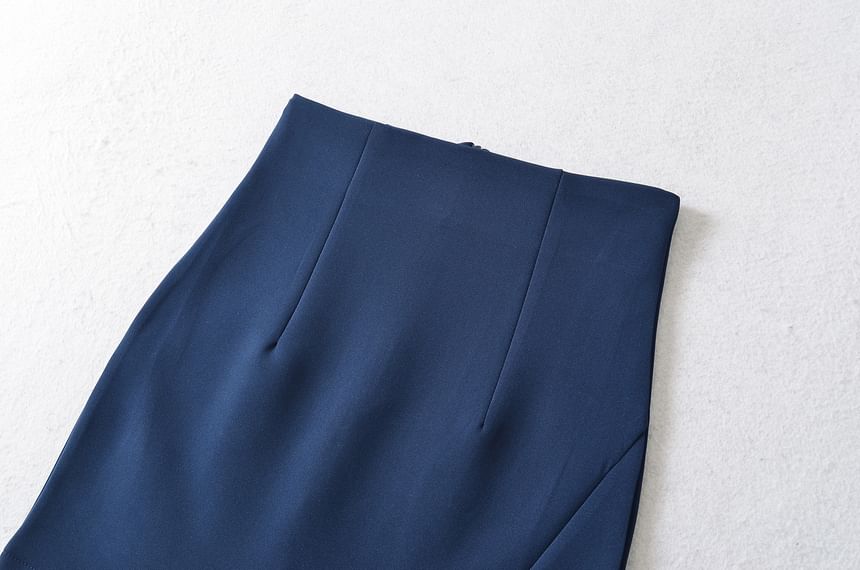 High-Rise Mini A-Line Skirt with Side Slit - Solid
