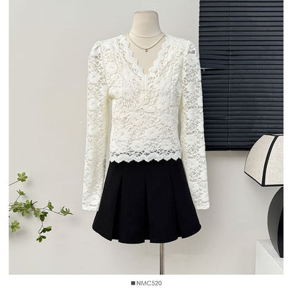 Fleece Lined V-Neck Lace Crop Top