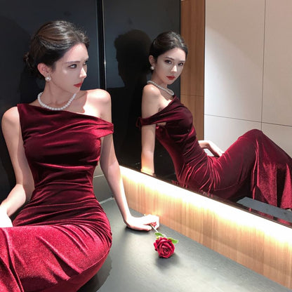 Off-Shoulder Plain Velvet Mermaid Evening Gown