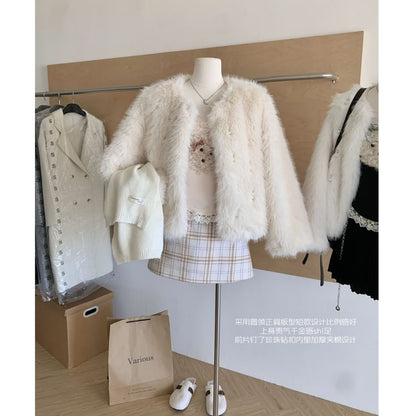 Round Neck Beaded Fluffy Jacket