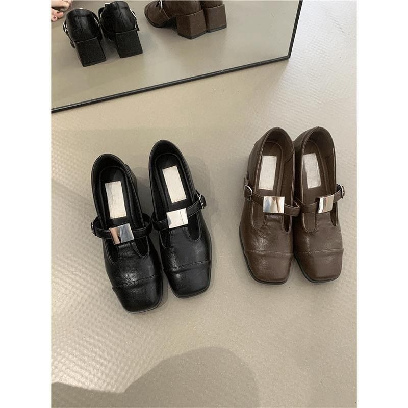 Chunky Heel Square Toe T-Strap Plain Faux Leather Mary Jane Pumps