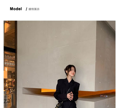 Stiletto Pointed Toe Rhinestone Accent Patent Leather Slingback Sandals