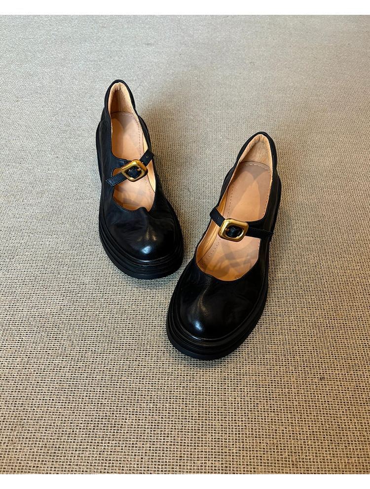 Chunky Heel Plain Buckled Faux Leather Mary Jane Shoes