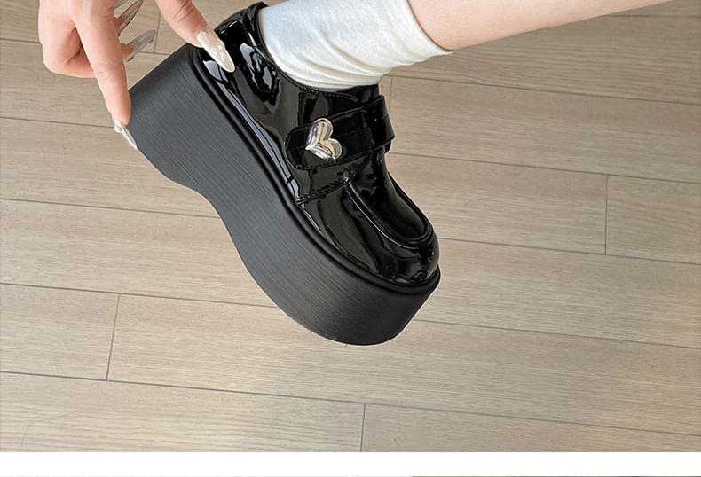 Heart Accent Faux Leather Platform Loafers