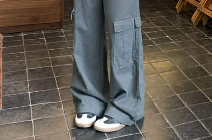 Mid Rise Plain Baggy Cargo Pants