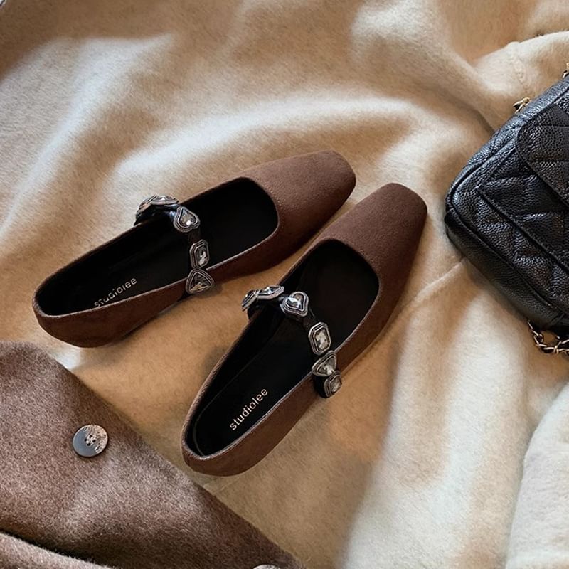 Faux Leather Heart Buckled Flats