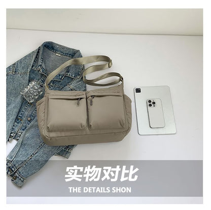 Plain Bag Nylon Messenger