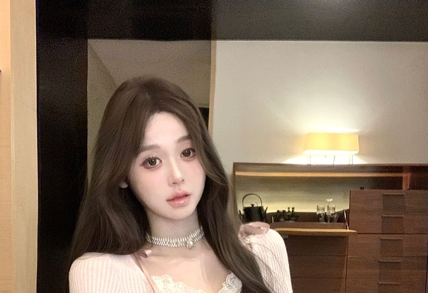 Long-Sleeve Scoop Neck Hooded Plain Lace Trim Top / Mid Rise Lace Trim Mini A-Line Skirt