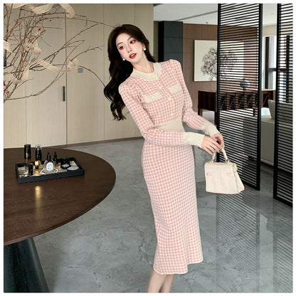 Long-Sleeve Henley Plaid Midi Sheath Dress