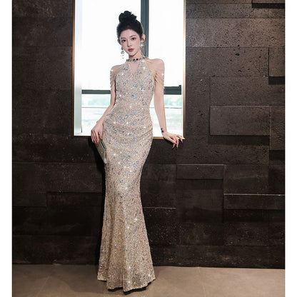 Halter Neck Sleeveless Sequin Sheath Evening Gown