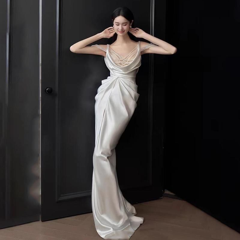 Sleeveless Scoop Neck Plain Ruched Slit Sheath Evening Gown