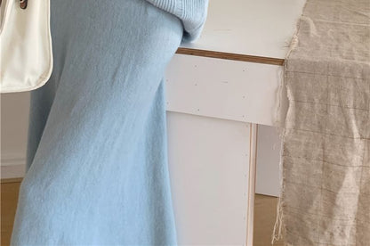 Two-Piece Set: V-Neck Sweater & Knit Maxi Skirt - Distressed Style