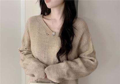 Two-Piece Set: V-Neck Sweater & Knit Maxi Skirt - Distressed Style