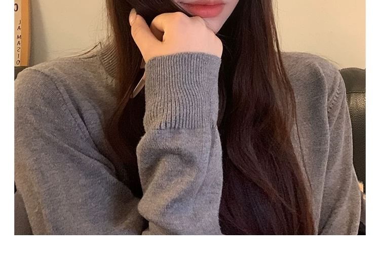 Cat Embroidered Knit Beanie