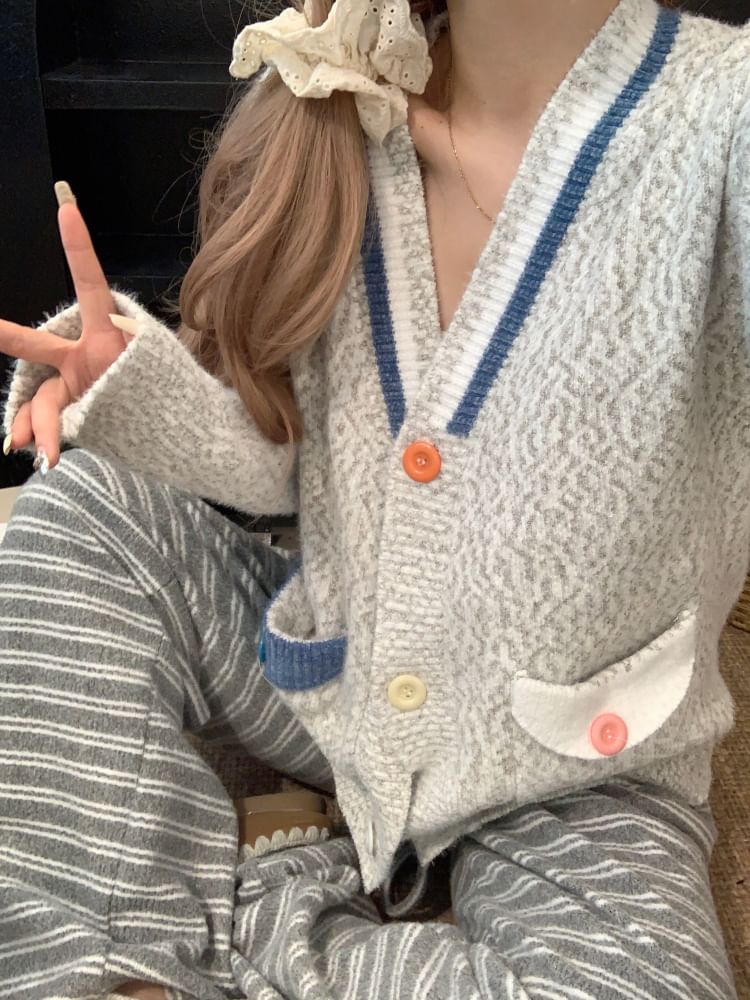 Color Block V-Neck Cardigan