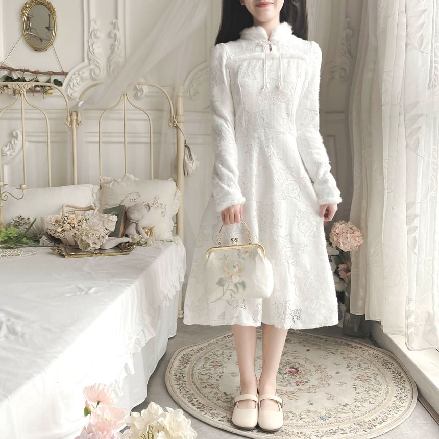 Long-Sleeve Floral Fluffy Trim Lace Midi A-Line Qipao