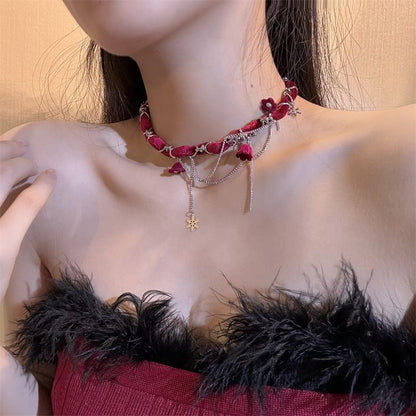 Flower Charm Velvet Choker
