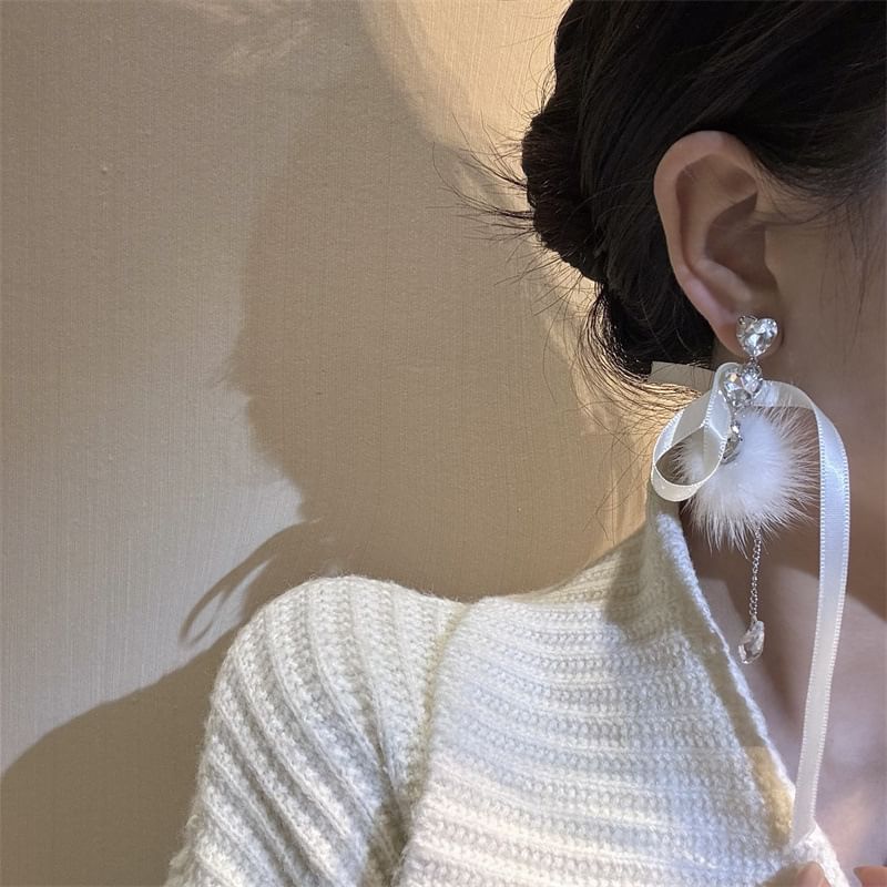 Rhinestone Bowknot Dangle Earring