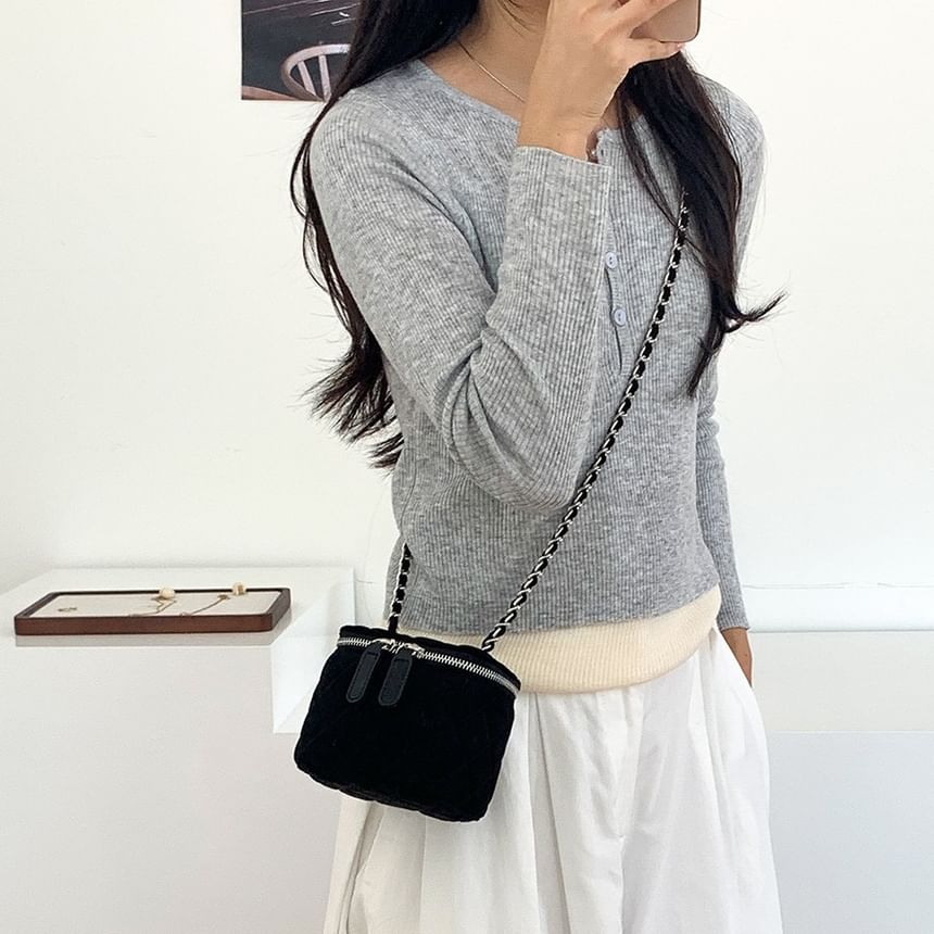 Chain Strap Quilted Velvet Crossbody Bag