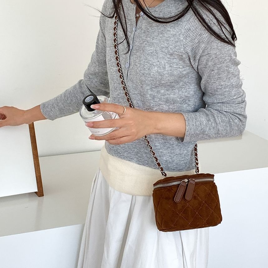 Chain Strap Quilted Velvet Crossbody Bag