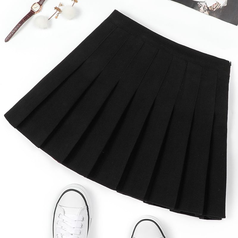 Elevated Waist Pleated Flared Mini Skirt