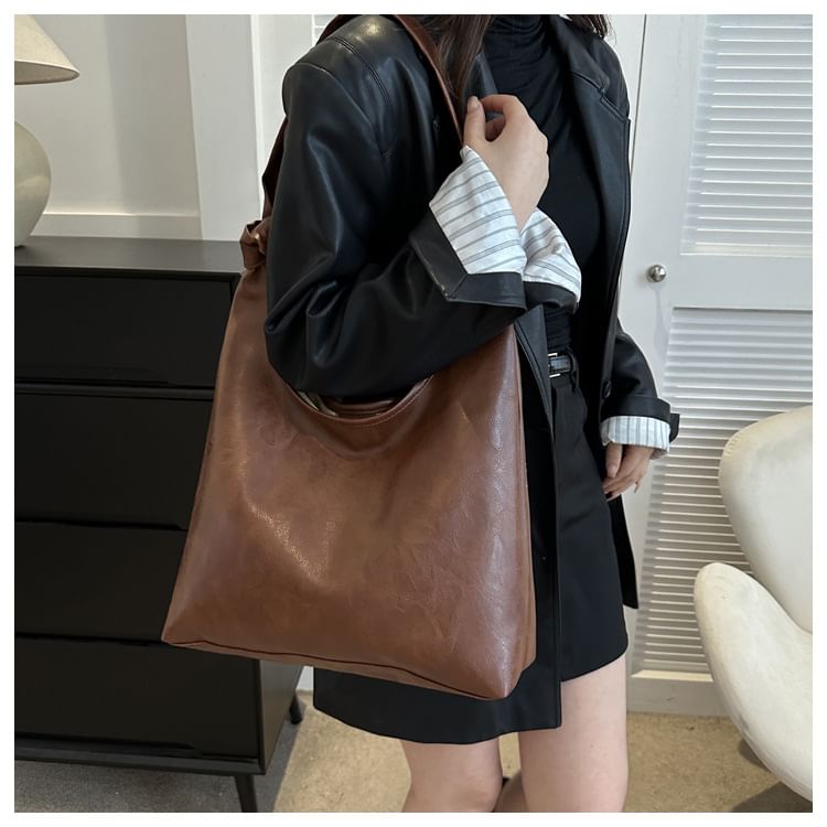 Simple Knotted Faux Leather Shoulder Bag