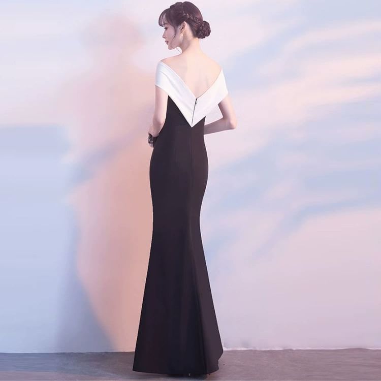 Cap-Sleeve Off-Shoulder Two Tone Slit Mermaid Evening Gown