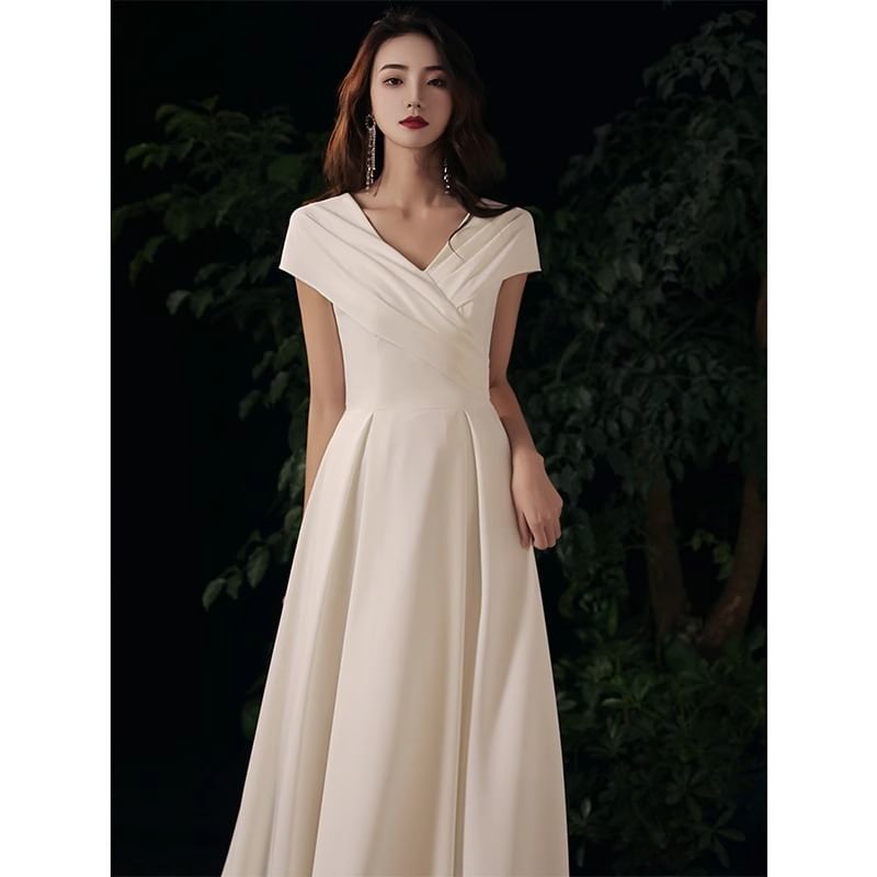 Cap-Sleeve V-Neck Plain A-Line Wedding Dress (Various Designs)