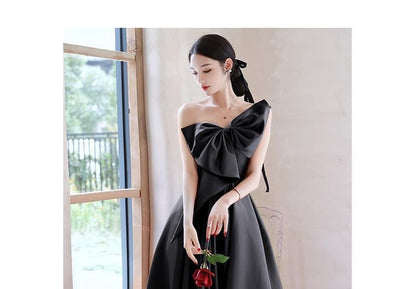 A-Line Plain One-Shoulder Evening Gown Sleeveless Bow