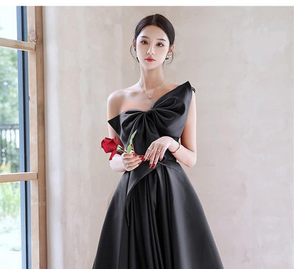 A-Line Plain One-Shoulder Evening Gown Sleeveless Bow