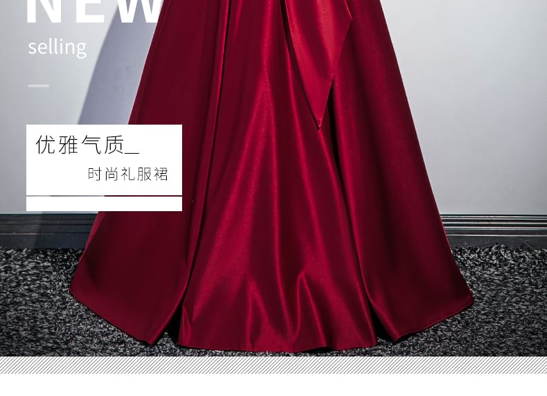 Puff-Sleeve Plain A-Line Evening Gown