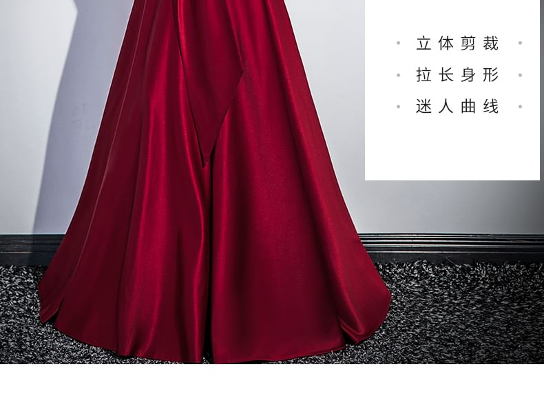 Evening Plain A-Line Puff-Sleeve Gown