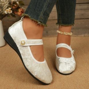 Contrast Trim Wedge Mary Jane Shoes