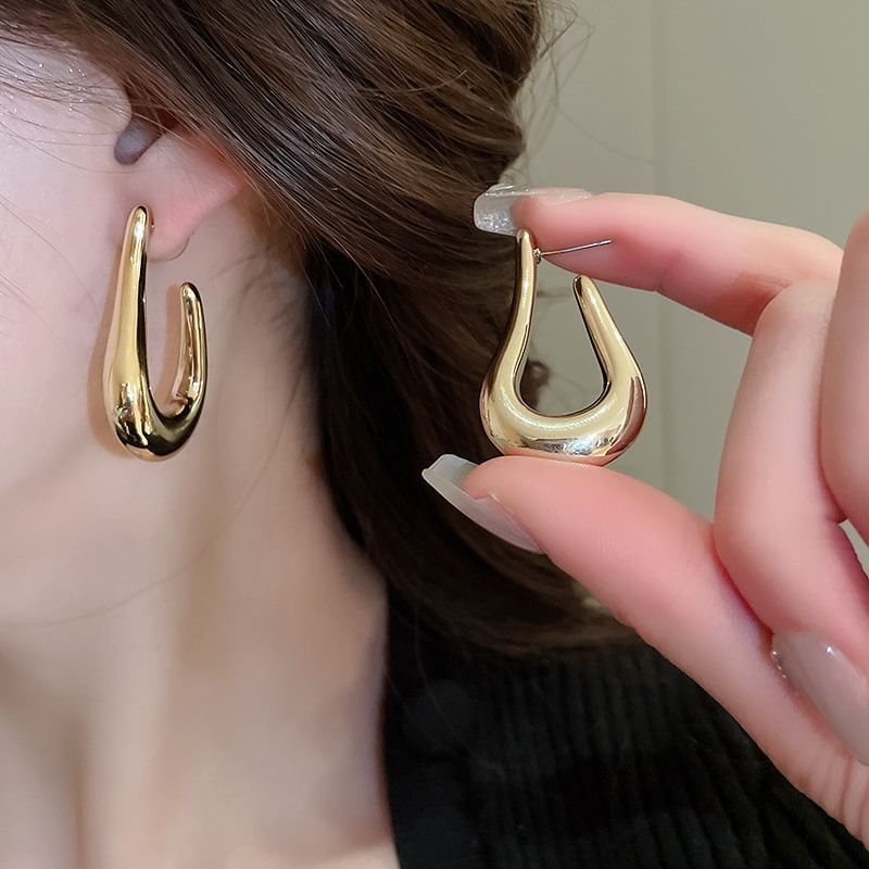 Geometric Alloy Hoop Earring